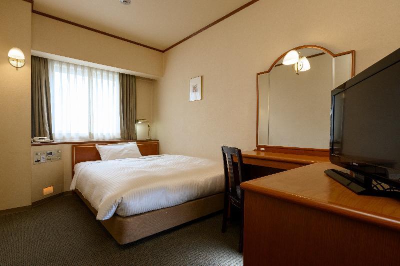 Yokohama Isezakicho Washington Hotel Екстериор снимка